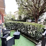 Nervi House Con Accesso Privato